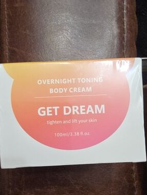 GET DREAM Overnight Toning Body Cream By SOYUB